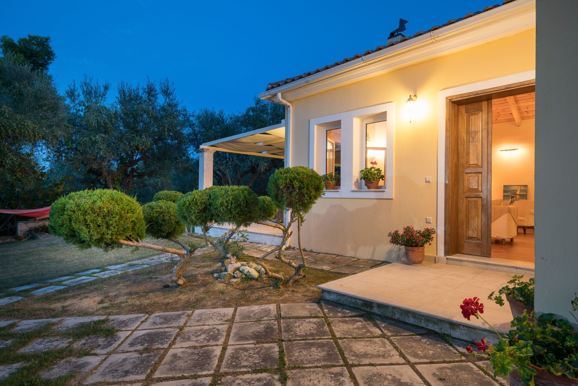 Nina Residence Planos  Luaran gambar